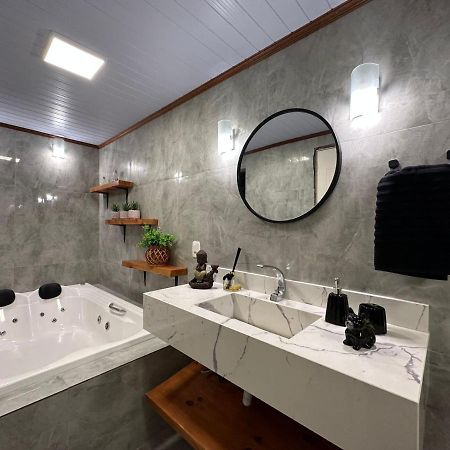 Apartamento Com Hidromassagem Em Gramado Apartment Bagian luar foto